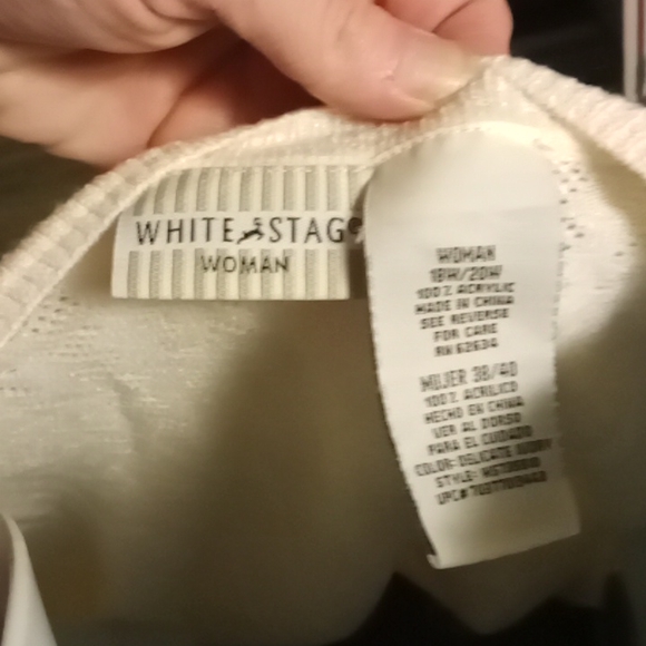 White Stag plus size women's knitted top - Picture 4 of 8